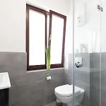 Rhein-lahn Living - Modernes Design - Kontaktloser Zugang - Zentrale Lage Nahe Rhein Und Martinsburg - Mit Kueche & Wohnzimmer Lahnstein