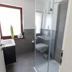 Rhein-lahn Living - Modernes Design - Kontaktloser Zugang - Zentrale Lage Nahe Rhein Und Martinsburg - Mit Kueche & Wohnzimmer Apartmán Lahnstein