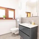 Rhein-lahn Living - Modernes Design - Kontaktloser Zugang - Zentrale Lage Nahe Rhein Und Martinsburg - Mit Kueche & Wohnzimmer * Lahnstein