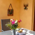 Rhein-lahn Living - Modernes Design - Kontaktloser Zugang - Zentrale Lage Nahe Rhein Und Martinsburg - Mit Kueche & Wohnzimmer