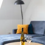 Rhein-lahn Living - Modernes Design - Kontaktloser Zugang - Zentrale Lage Nahe Rhein Und Martinsburg - Mit Kueche & Wohnzimmer Apartmán *