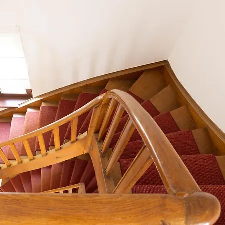 Rhein-lahn Living - Modernes Design - Kontaktloser Zugang - Zentrale Lage Nahe Rhein Und Martinsburg - Mit Kueche & Wohnzimmer * Ланштайн