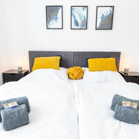 Апартаменты Rhein-lahn Living - Modernes Design - Kontaktloser Zugang - Zentrale Lage Nahe Rhein Und Martinsburg - Mit Kueche & Wohnzimmer