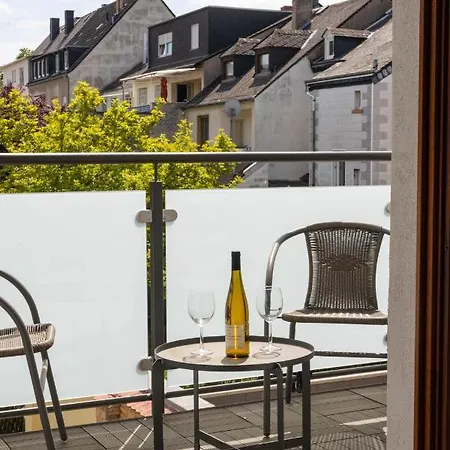 Rhein-lahn Living - Modernes Design - Kontaktloser Zugang - Zentrale Lage Nahe Rhein Und Martinsburg - Mit Kueche & Wohnzimmer * Ланштайн