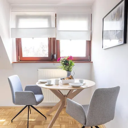 Rhein-lahn Living - Modernes Design - Balkon Mit Aussicht - Zentrale Lage Nahe Rhein Und Martinsburg Lejlighed