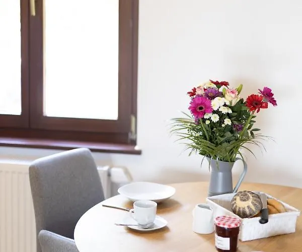 Rhein-lahn Living - Modernes Design - Kontaktloser Zugang - Zentrale Lage Nahe Rhein Und Martinsburg - Mit Kueche & Wohnzimmer 아파트