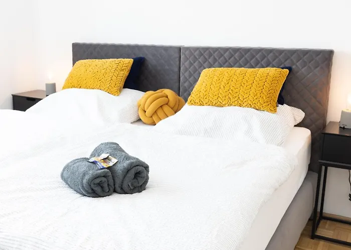 Rhein-lahn Living - Modernes Design - Kontaktloser Zugang - Zentrale Lage Nahe Rhein Und Martinsburg - Mit Kueche & Wohnzimmer 아파트 *