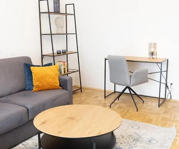 Rhein-lahn Living - Modernes Design - Kontaktloser Zugang - Zentrale Lage Nahe Rhein Und Martinsburg - Mit Kueche & Wohnzimmer