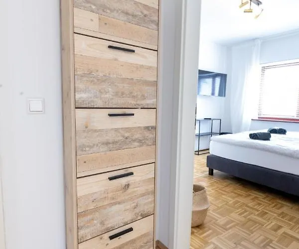 Apartamento Rhein-lahn Living - Modernes Design - Kontaktloser Zugang - Zentrale Lage Nahe Rhein Und Martinsburg - Mit Kueche & Wohnzimmer *