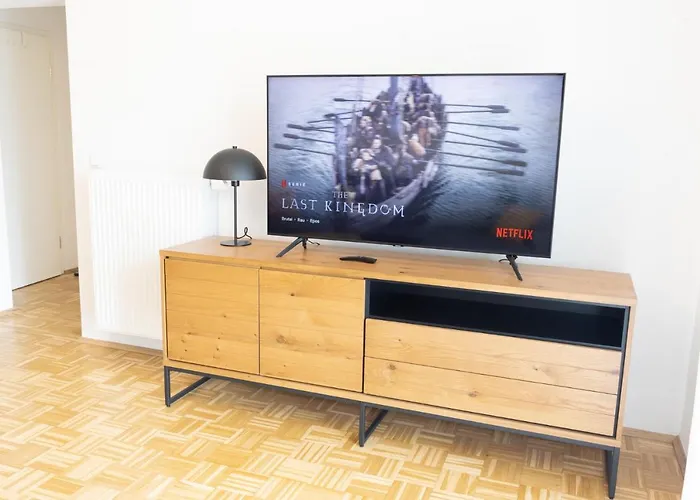 Rhein-lahn Living - Modernes Design - Kontaktloser Zugang - Zentrale Lage Nahe Rhein Und Martinsburg - Mit Kueche & Wohnzimmer * 라한슈타인