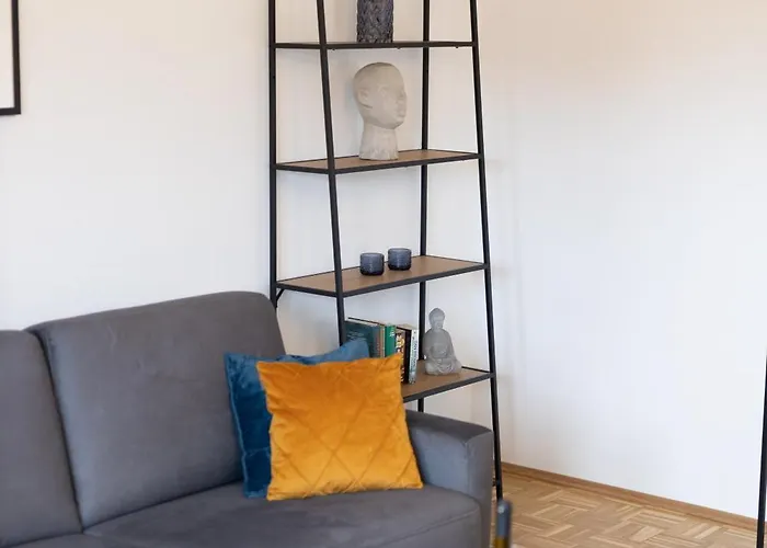 Rhein-lahn Living - Modernes Design - Kontaktloser Zugang - Zentrale Lage Nahe Rhein Und Martinsburg - Mit Kueche & Wohnzimmer *