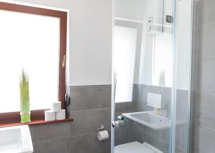 Rhein-lahn Living - Modernes Design - Kontaktloser Zugang - Zentrale Lage Nahe Rhein Und Martinsburg - Mit Kueche & Wohnzimmer Apartamento Lahnstein